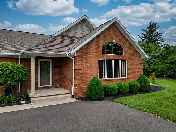 2nd image of 1060 Damon Dr