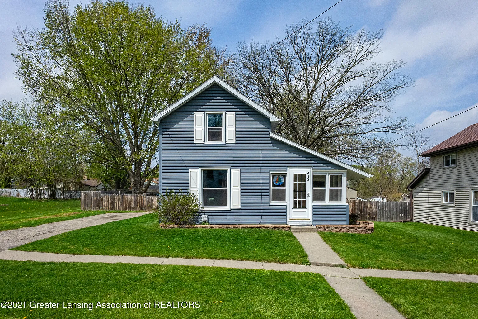 412 Meeker St photo 1