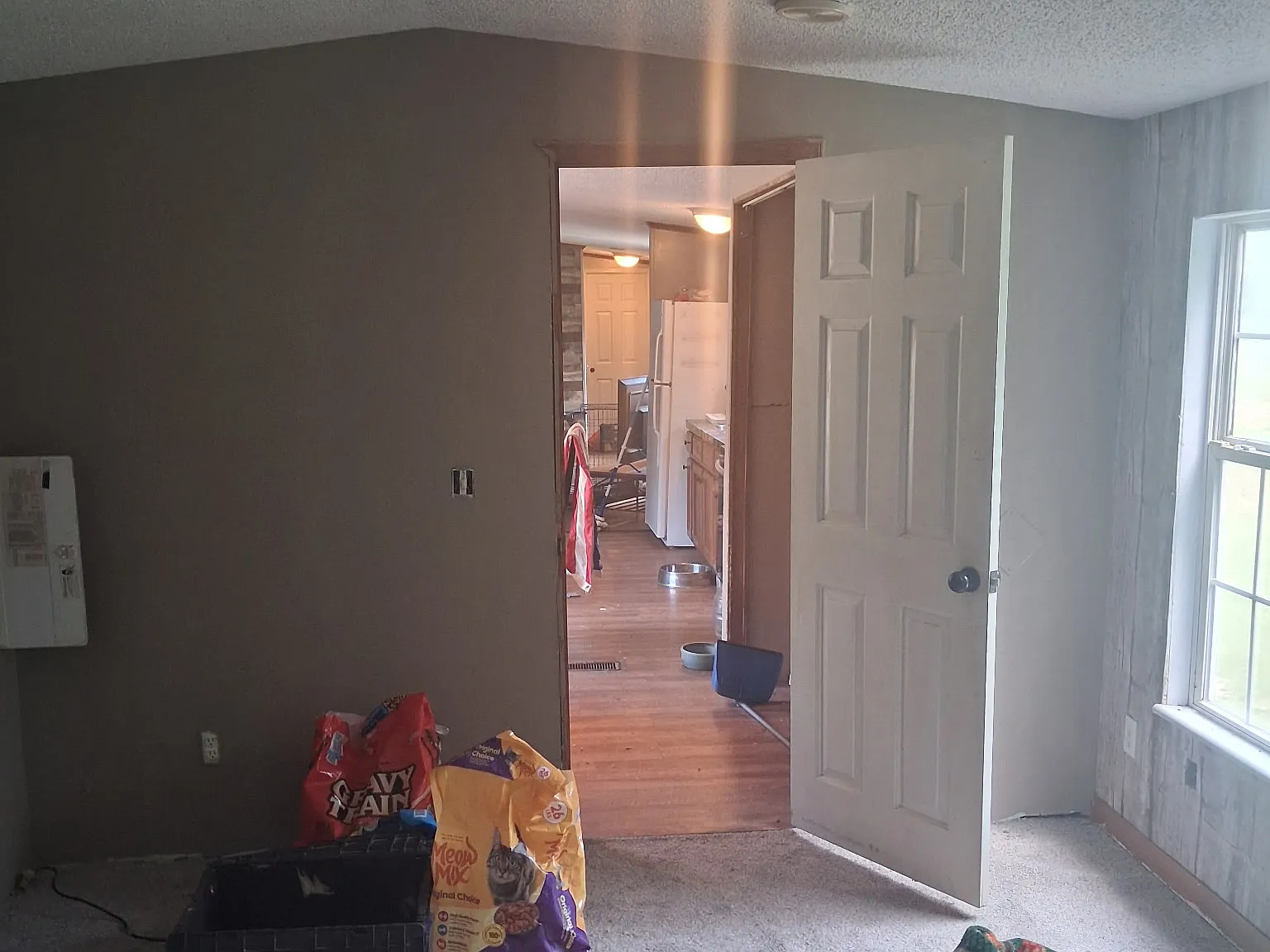2 bed, 1000 sqft, $700 — Photo 3