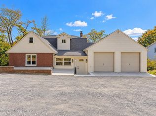 64 N Hunter Hwy, Drums, PA 18222