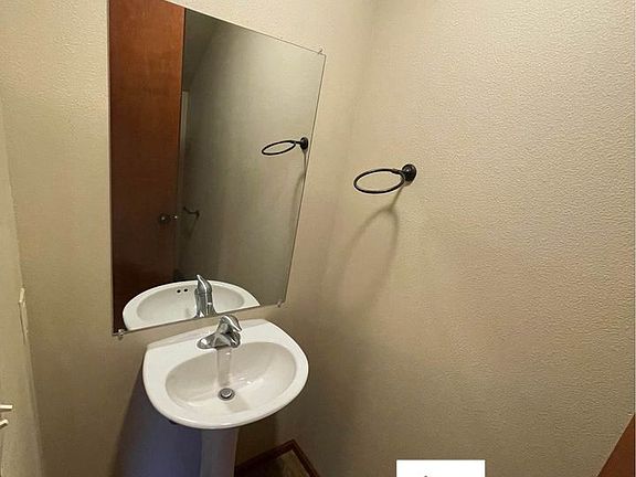 5th image of 2800 E Madison St #4