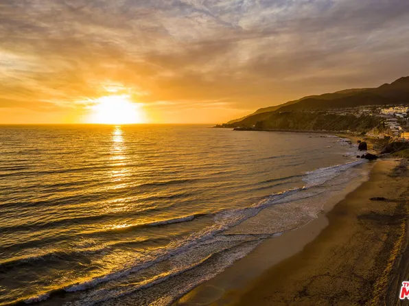 17763 Sabbiadoro Way, Pacific Palisades, CA 90272