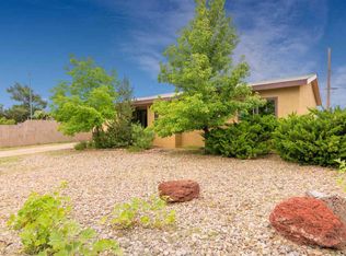 996 Calle Katarina, Santa Fe, NM 87507