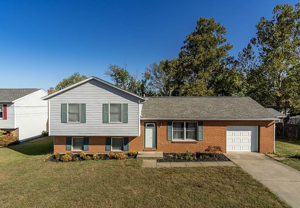 1st image of 31 W Cobblestone Ct