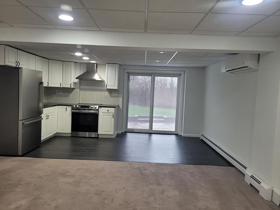 2nd image of 71A Eddy Rd
