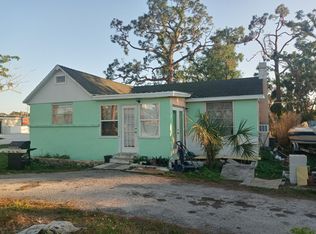 45 W Green St, Englewood, FL 34223