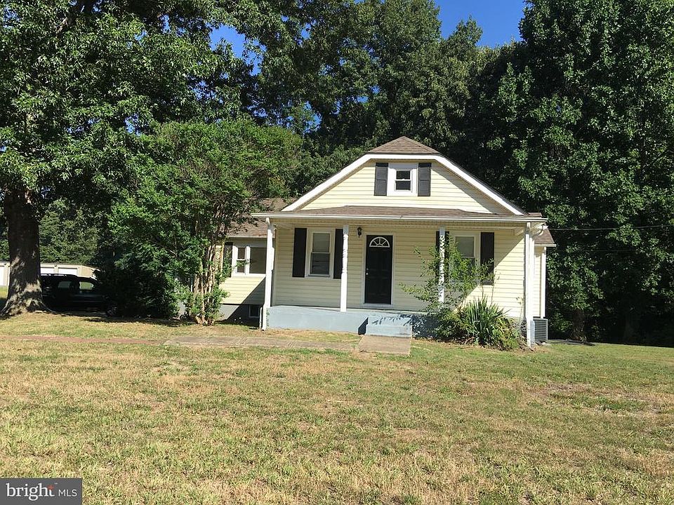 1st image of 9411 Dawsons Landing Dr