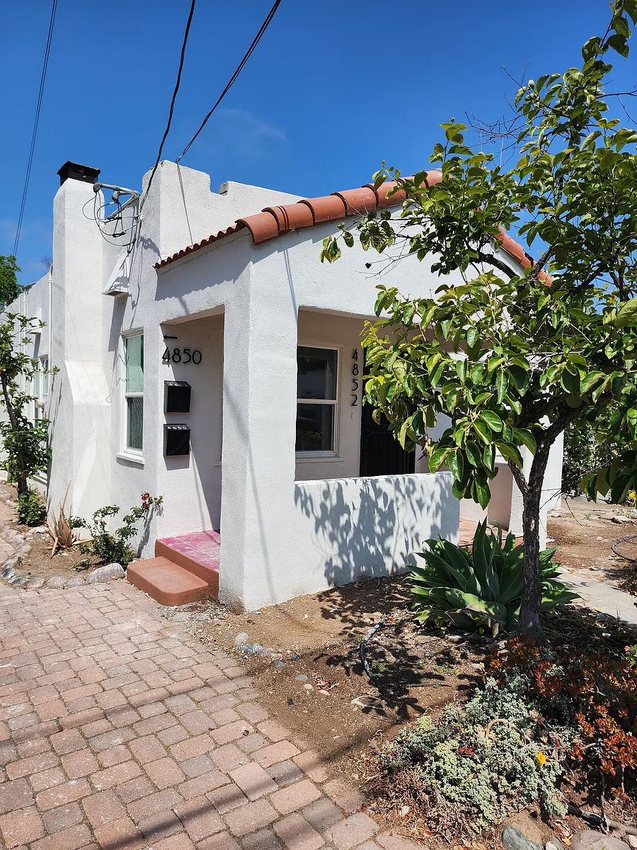 Building Photo - 4850-52 Cypress St
