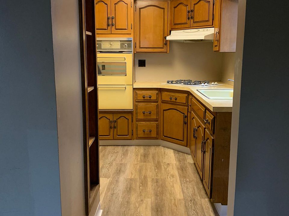 1st image of 70 Lockwood Ave