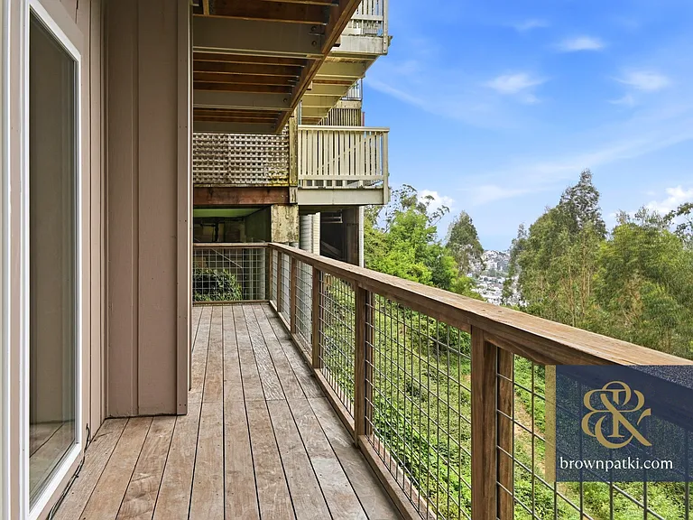 487 Crestmont Dr — Photo 5