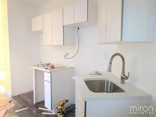 Rented by Miron Properties | media 14