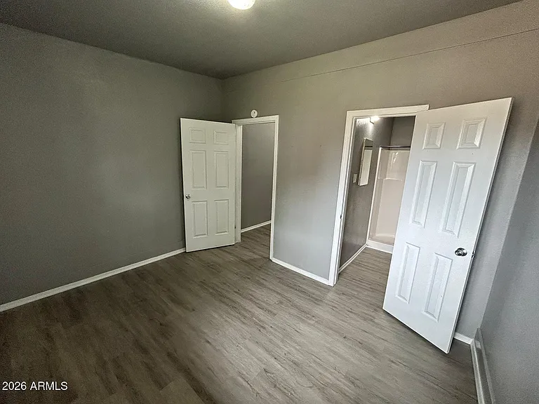 835 N F Ave — Photo 10