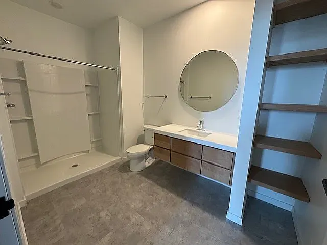 The District — Photo 15