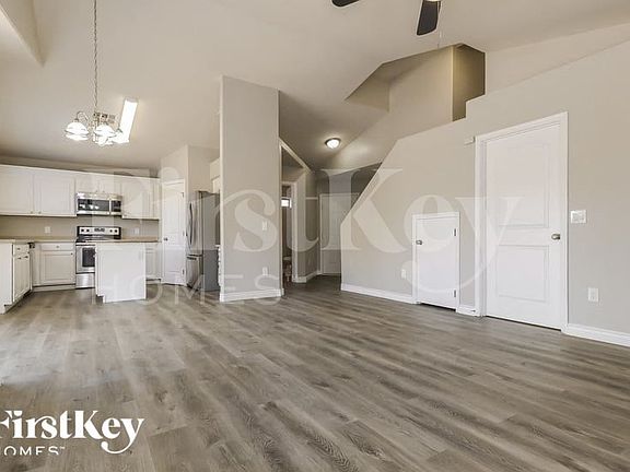 5th image of 6746 N 77th Ave