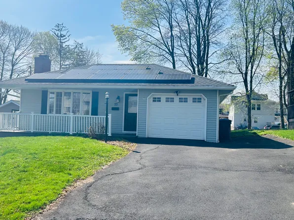 77 Thorniley St, New Britain, CT 06051