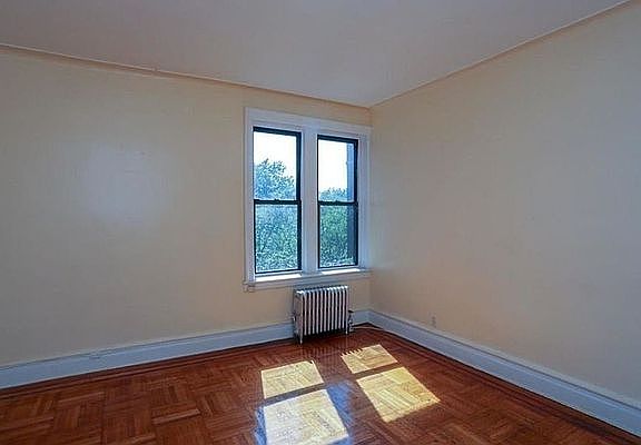 2nd image of 16324 89th Ave APT 5