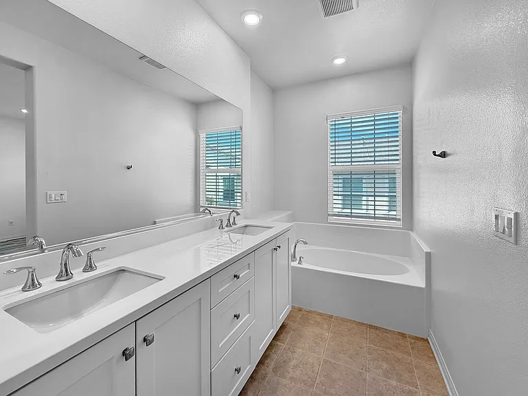 22938 Harvest Mill Cir — Photo 12