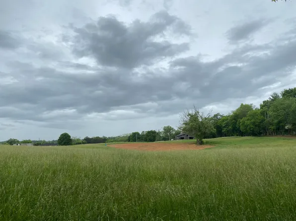 275 Dover Rd, Morristown, TN 37813