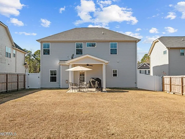 144 Blue Bay Ln — Photo 13