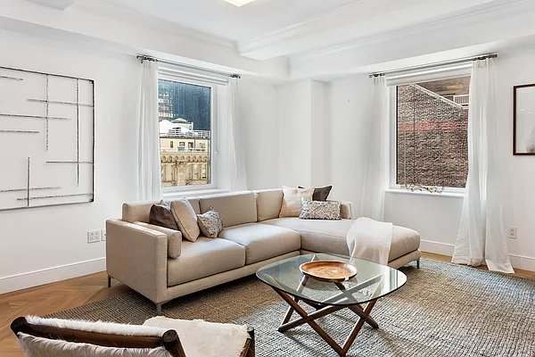 Rented by 360 Realty Online LLC | media 6