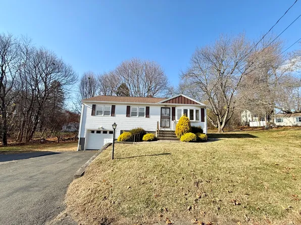 61 Restwood Drive, Waterbury, CT 06705