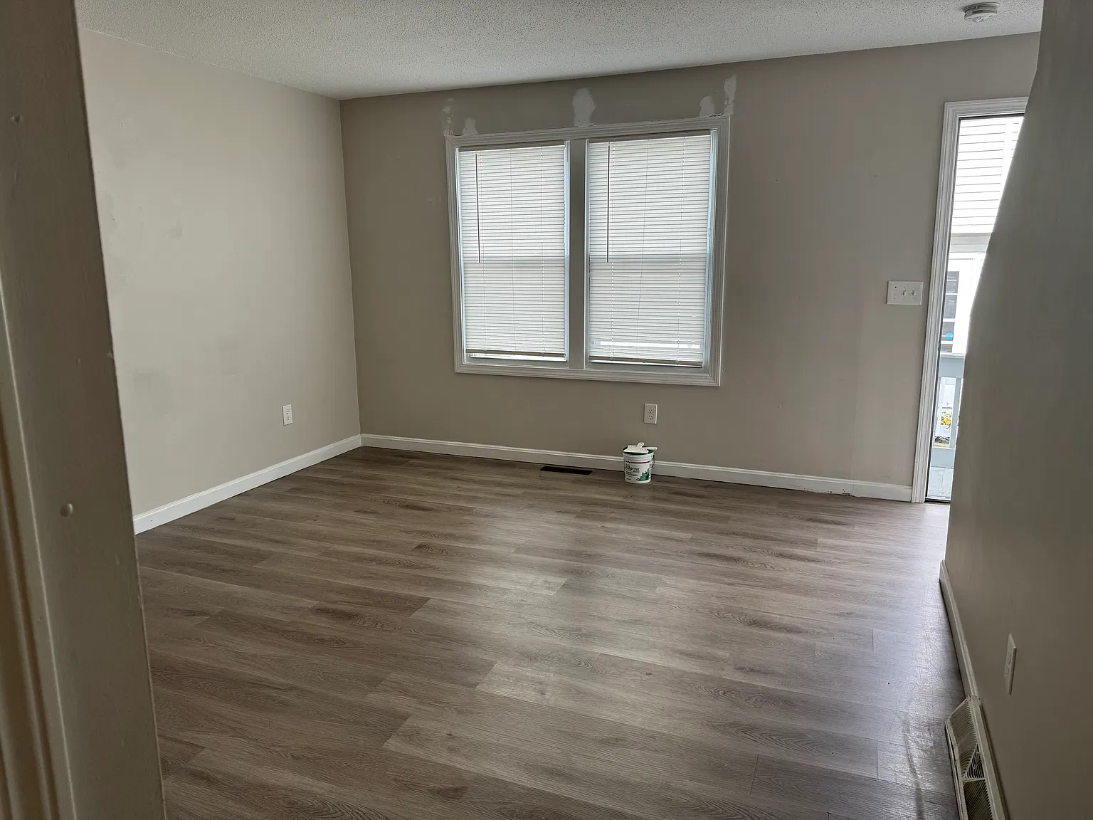 738 Pine St — Photo 4