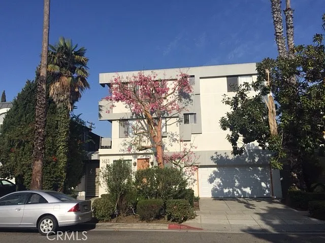 Building Photo - 1423 15th St #5