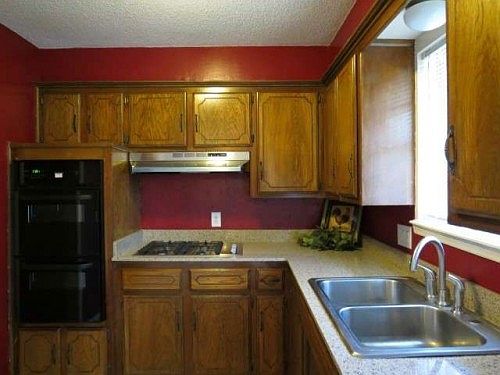 5th image of 2415 N Park Dr