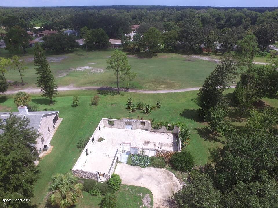 1st image of 4700 Longbow Dr