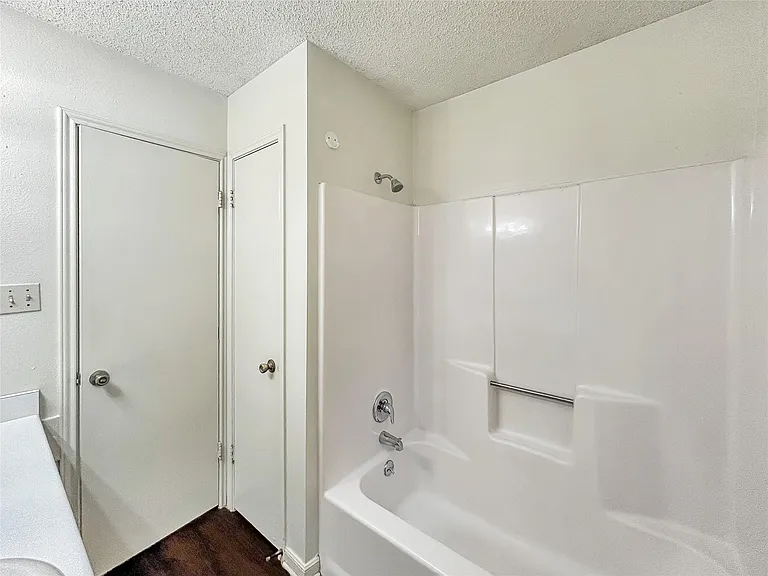 2008 Alex Ave #A — Photo 9