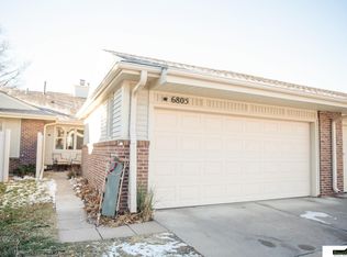 6805 Hawkins Bnd, Lincoln, NE 68516