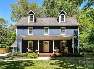 4308 Meadowridge Dr, Charlotte, NC 28226