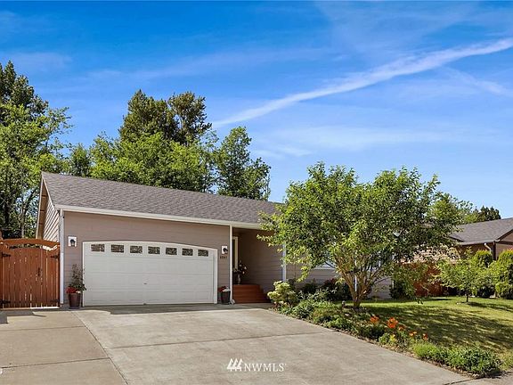 3rd image of 6041 Pacific Heights Dr