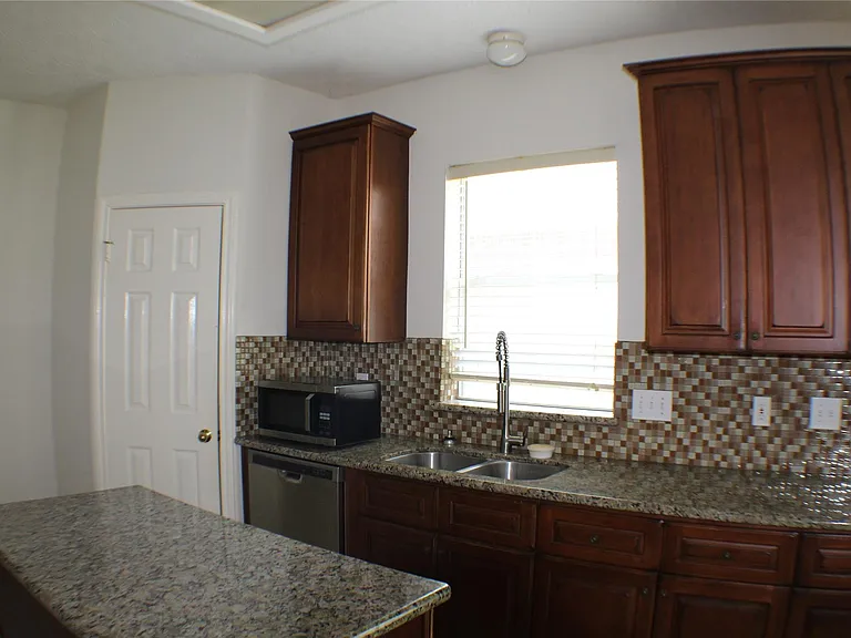119 Lissa Ln — Photo 19