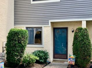 46 Ember Ln, Horsham, PA 19044