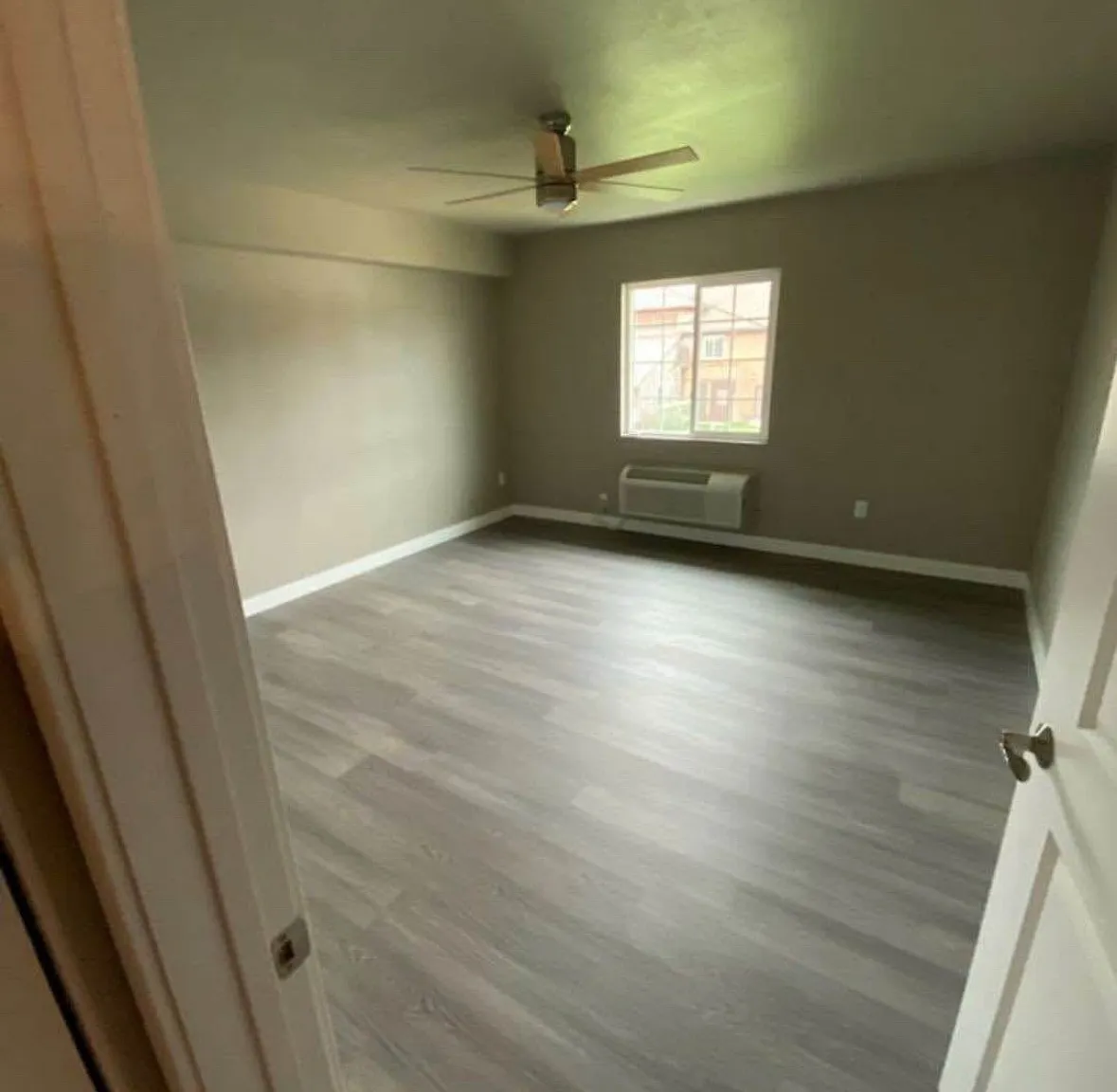 1 bed, 660 sqft, $1,100 — Photo 3