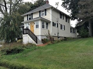 11 Mayfield Rd, Gardner, MA 01440