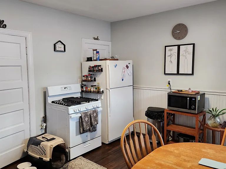 52 Beaver St #1 — Photo 6