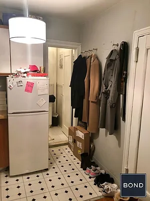 Rented by Bond New York | media 31