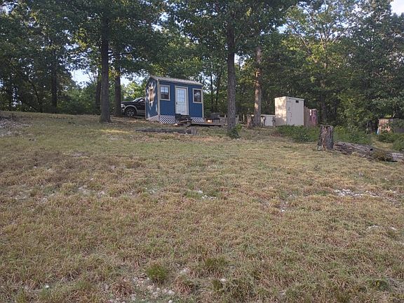 2nd image of 464058 Taylor Ridge Rd