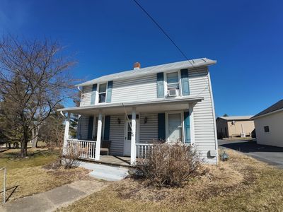 151 E Lee St, Broadway, VA, 22815