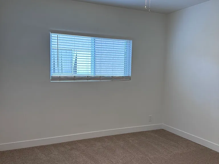 1720 Ventura Blvd #2C — Photo 12