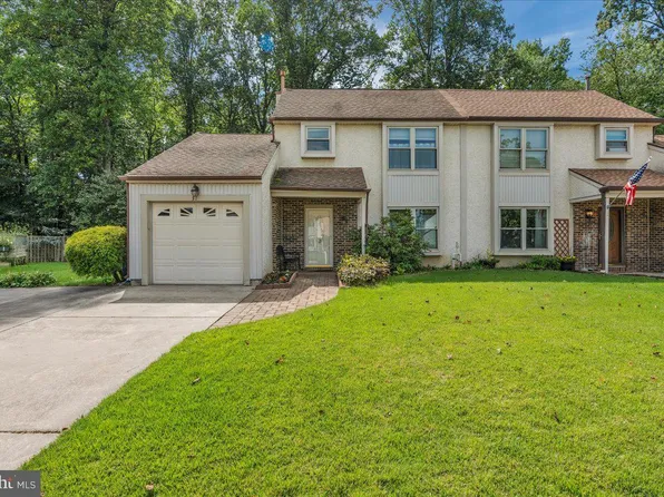 31 Christopher Rd, Voorhees, NJ 08043