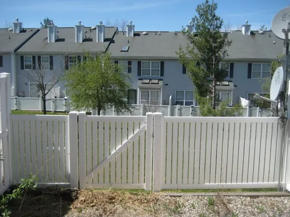 7 Balboa Ln #3904, Franklin Park, NJ 08823