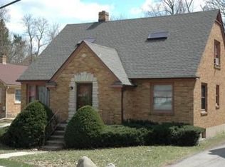 507 W Chicago St, Elgin, IL 60123