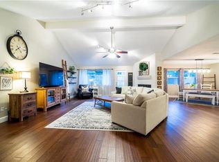 3204 Crystal Spgs, Bedford, TX 76021