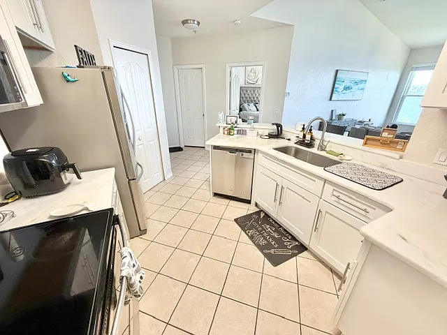 1408 Lake Shadow Cir #1308 — Photo 5