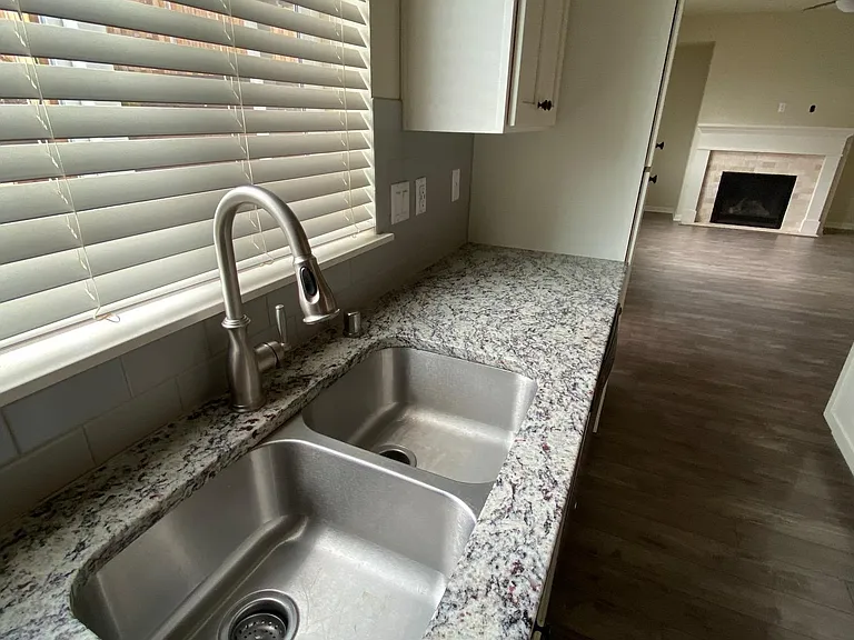 3715 NE Sitka Dr — Photo 8