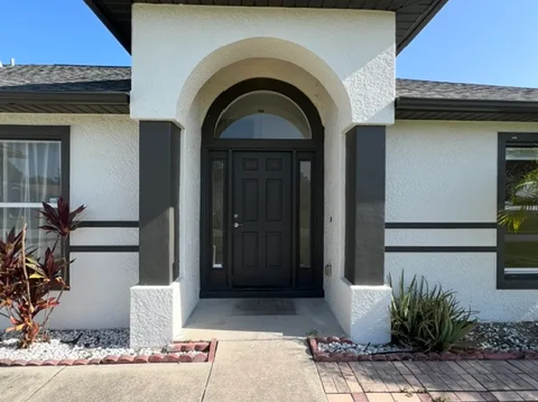 609 SE 1st St, Cape Coral, FL 33990
