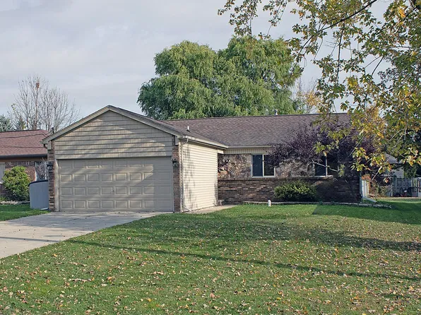 33115 Killewald St, Chesterfield, MI 48047